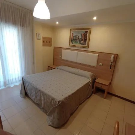 Arlecchino Hotel 3*