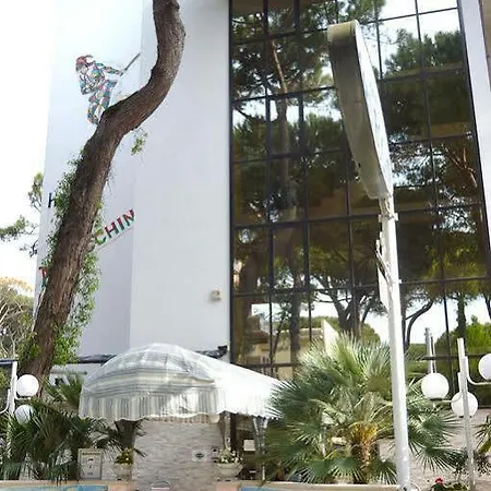 Arlecchino Hotel 3*